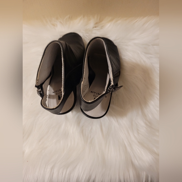 White Mountain Women's Size 6 M With Zip Open Toe Open back Black Sandals Heels - Picture 13 of 16